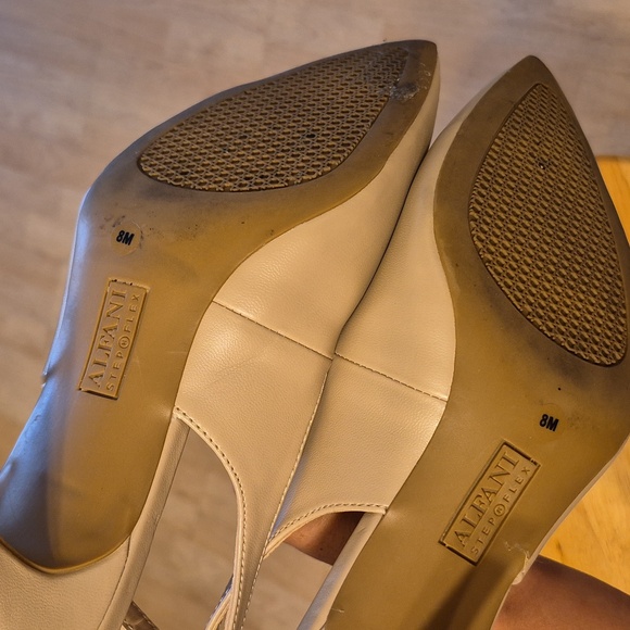 Alfani Tan Cream Pointy Toe Heel Strap Short Pumps BABBSY - Picture 10 of 14